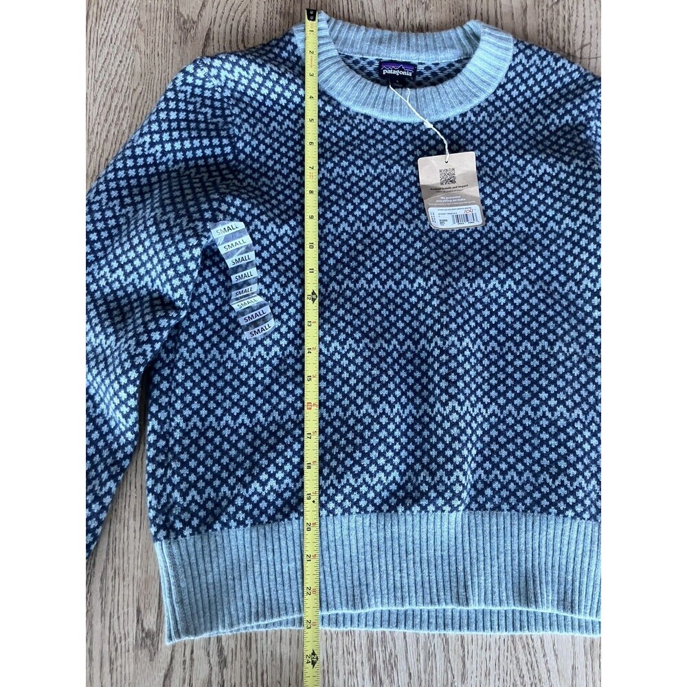 NEW Patagonia Women's Blue Recycled Wool Crewneck Sweater Blue Size Small - Picture 4 of 6